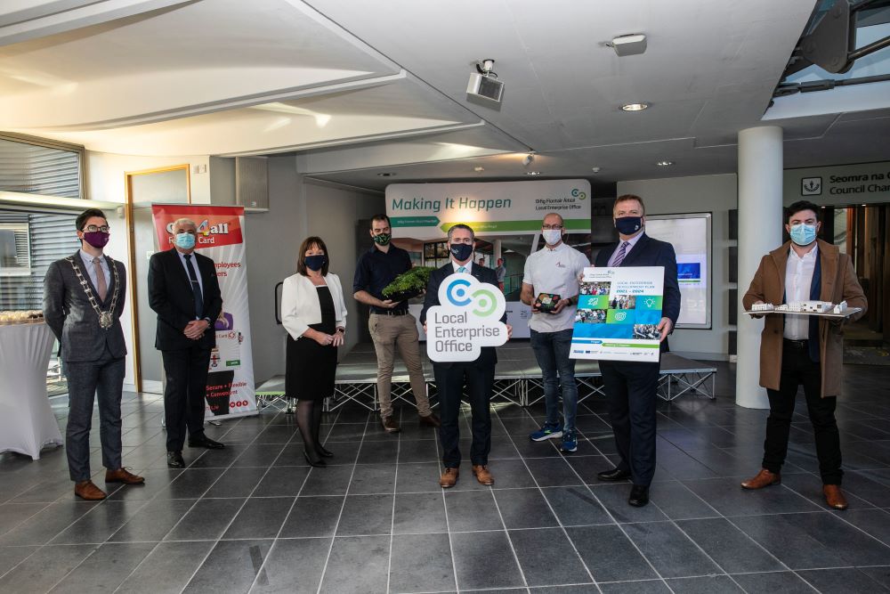 Leo Former Clients with Minister English