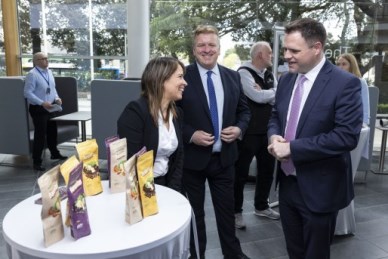 Minister with Cream of the Crop