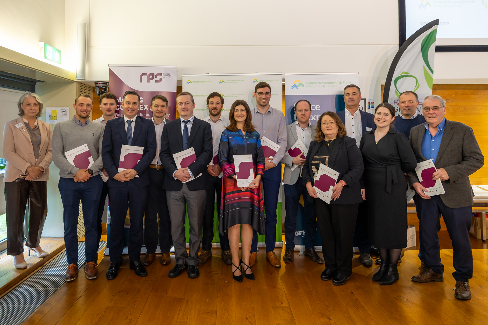 12.10.23_Rhode Green Energy Report launch wider group photo